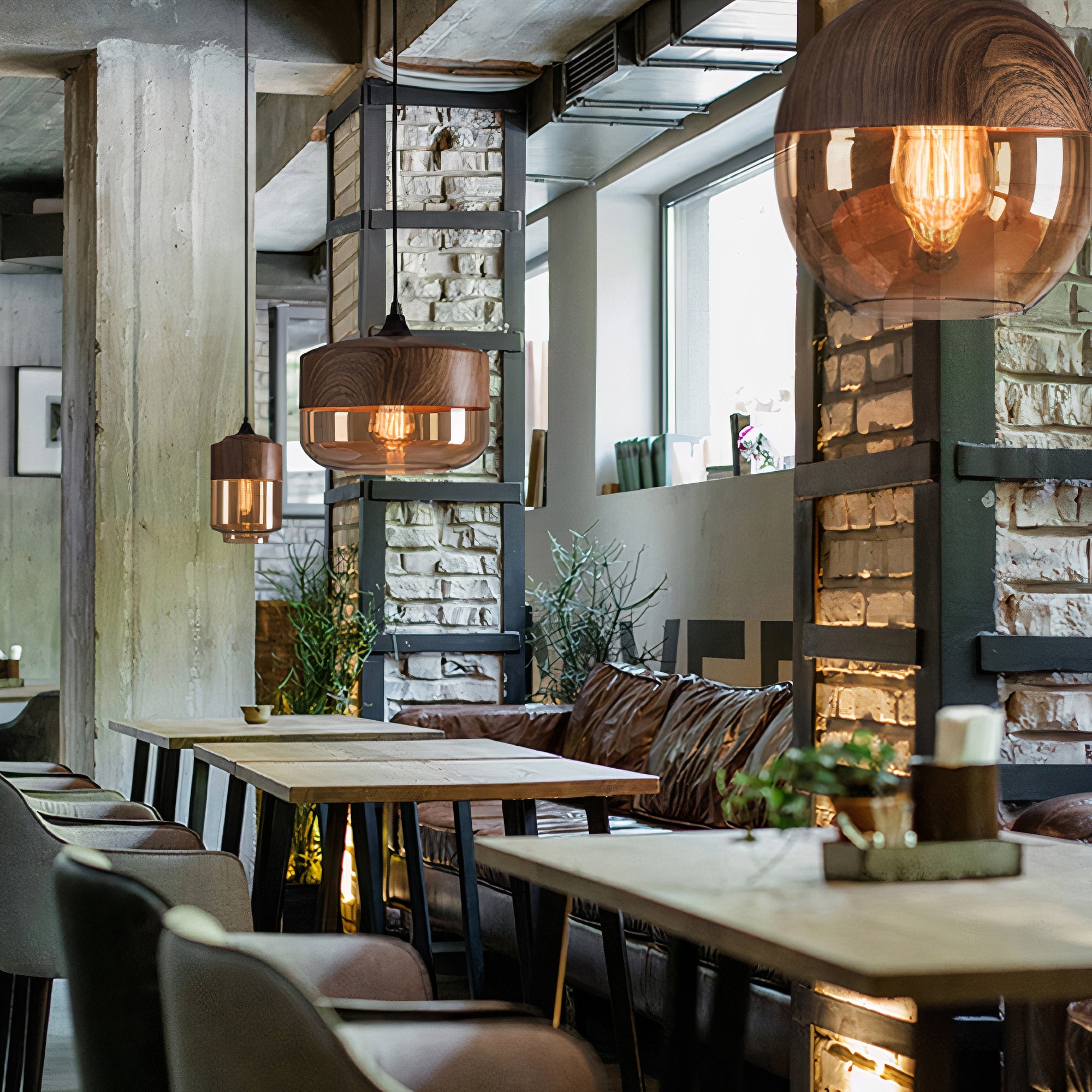 Wood and Colored Glass Pendant Light | Modern Warm Ambiance