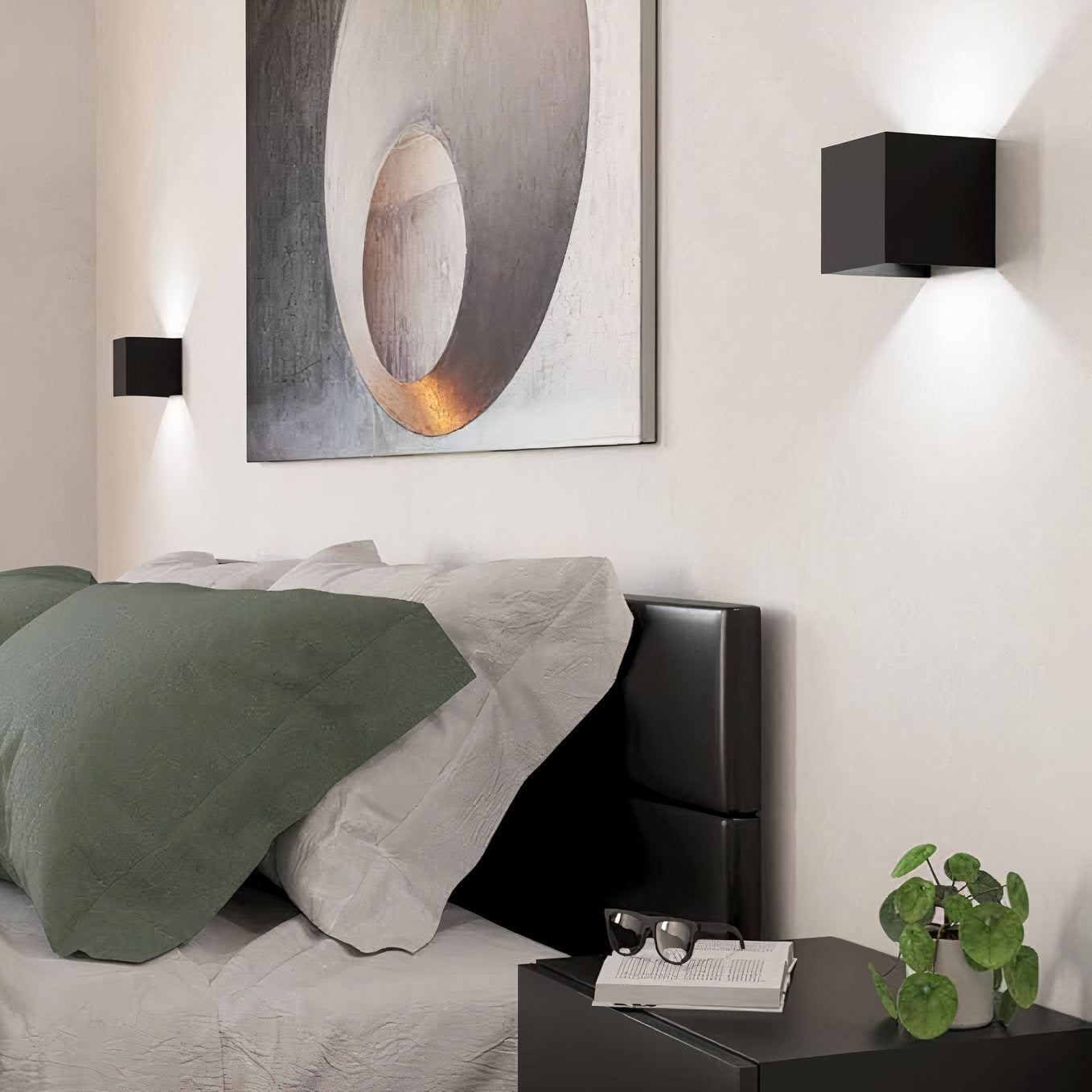 Wireless Motion Sensor Wall Sconce | Aluminum, Rechargeable