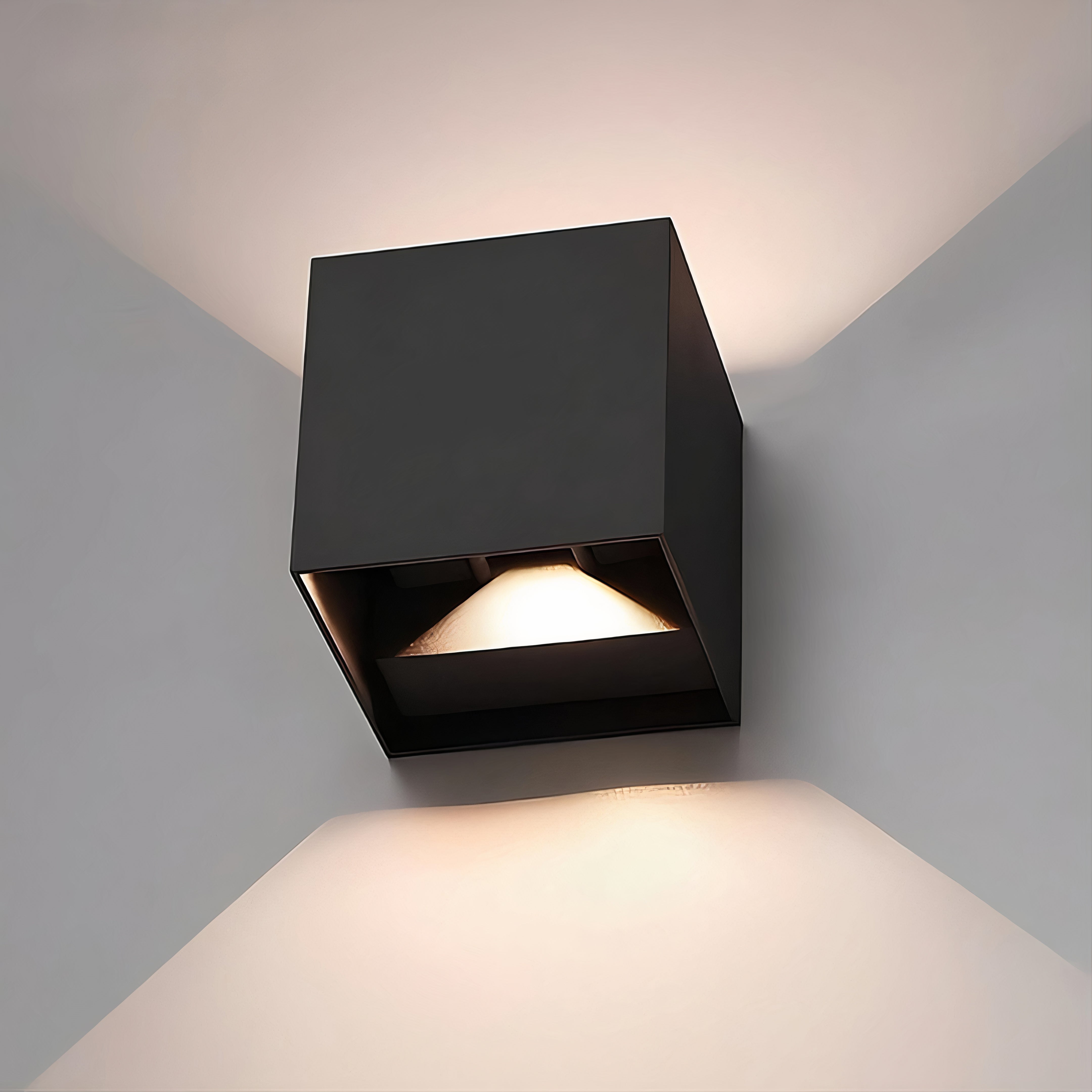 Wireless Motion Sensor Wall Sconce | Aluminum, Rechargeable