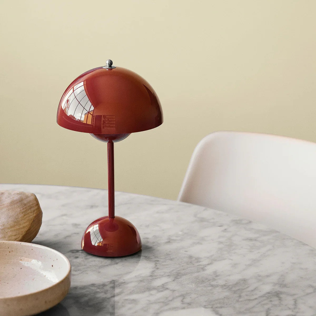 Scandinavian LED Table Lamp | Wireless, Dimmable Metal Design