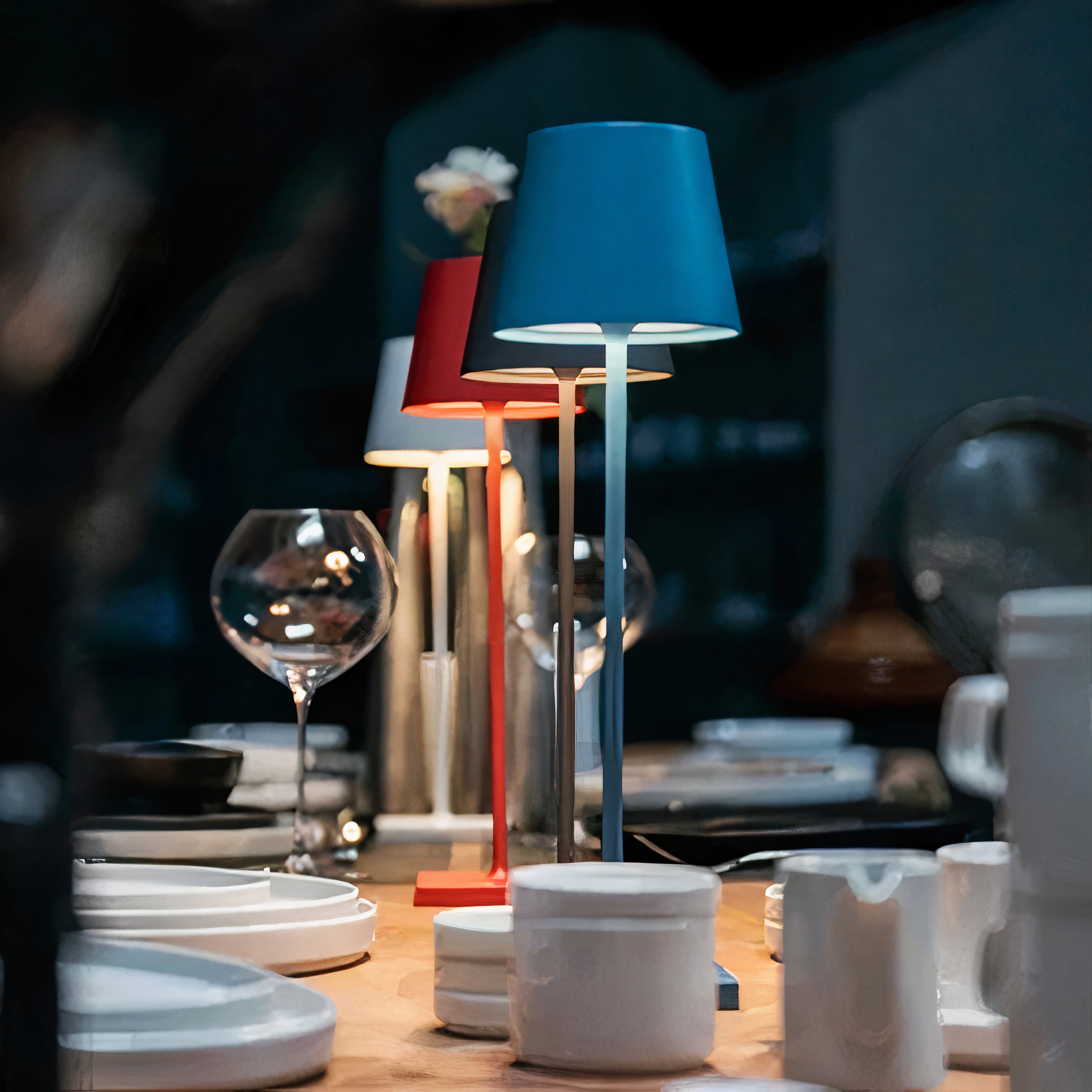 Scandinavian LED Table Lamp | Wireless, Dimmable Aluminum Design