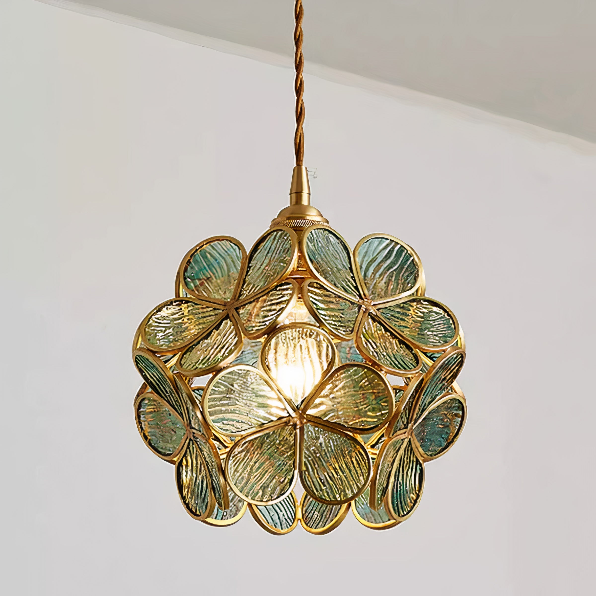 Flower Glass Pendant Light | Brass Vintage Style, E27
