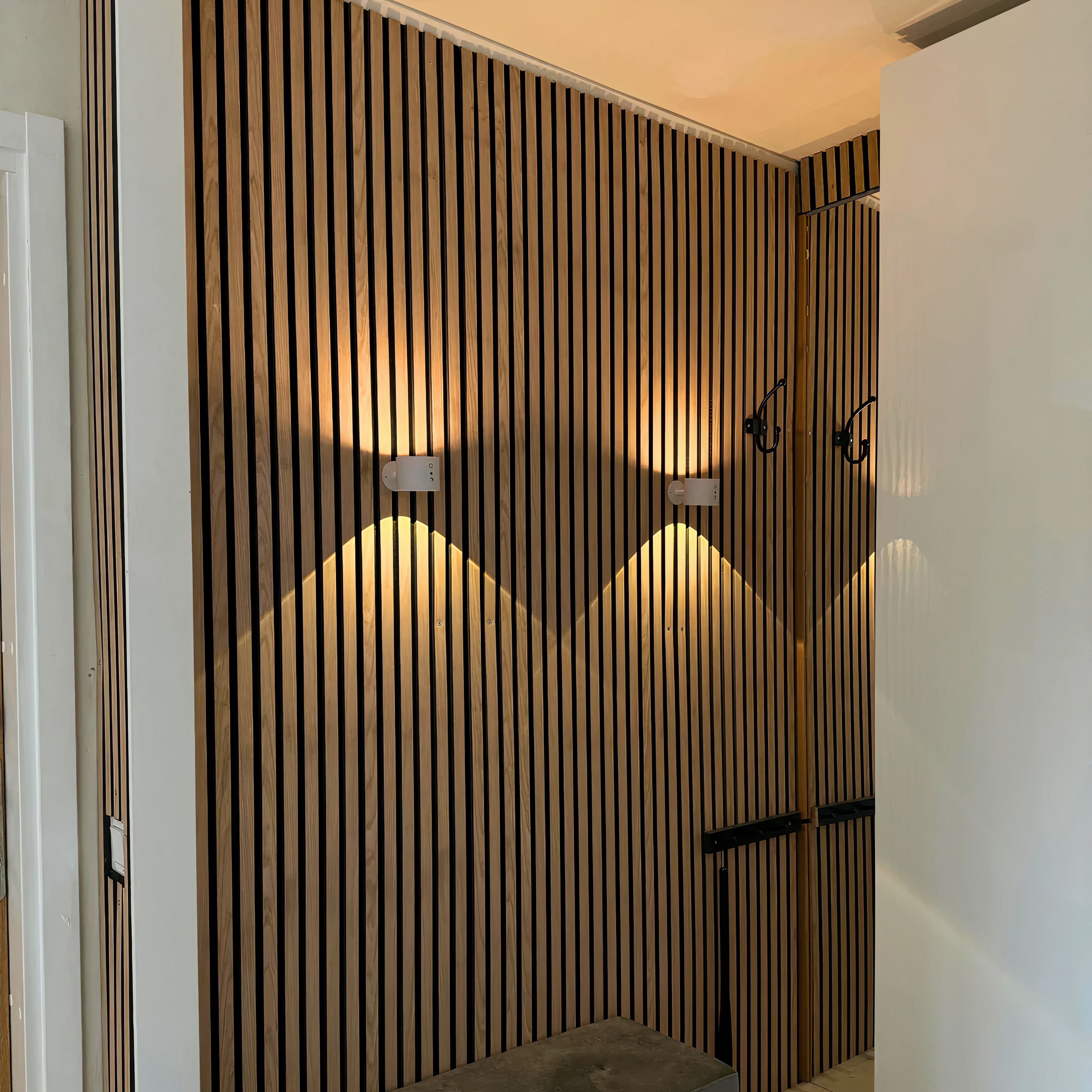 Wireless LED Wall Sconce | 360° Magnetic, Rechargeable, Dimmable