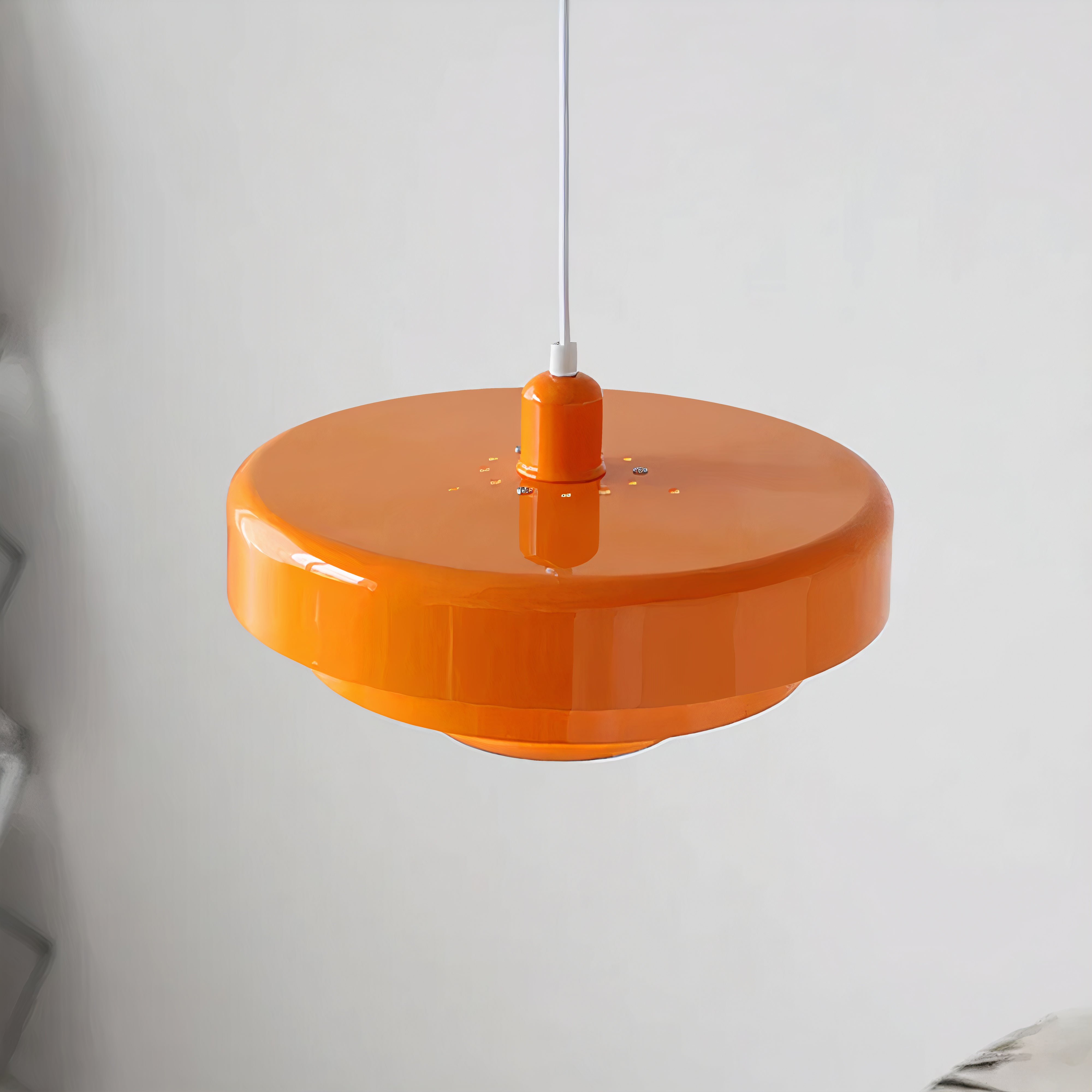 Round Scandinavian Ceiling Light | Metal, E27, Adjustable Pendant