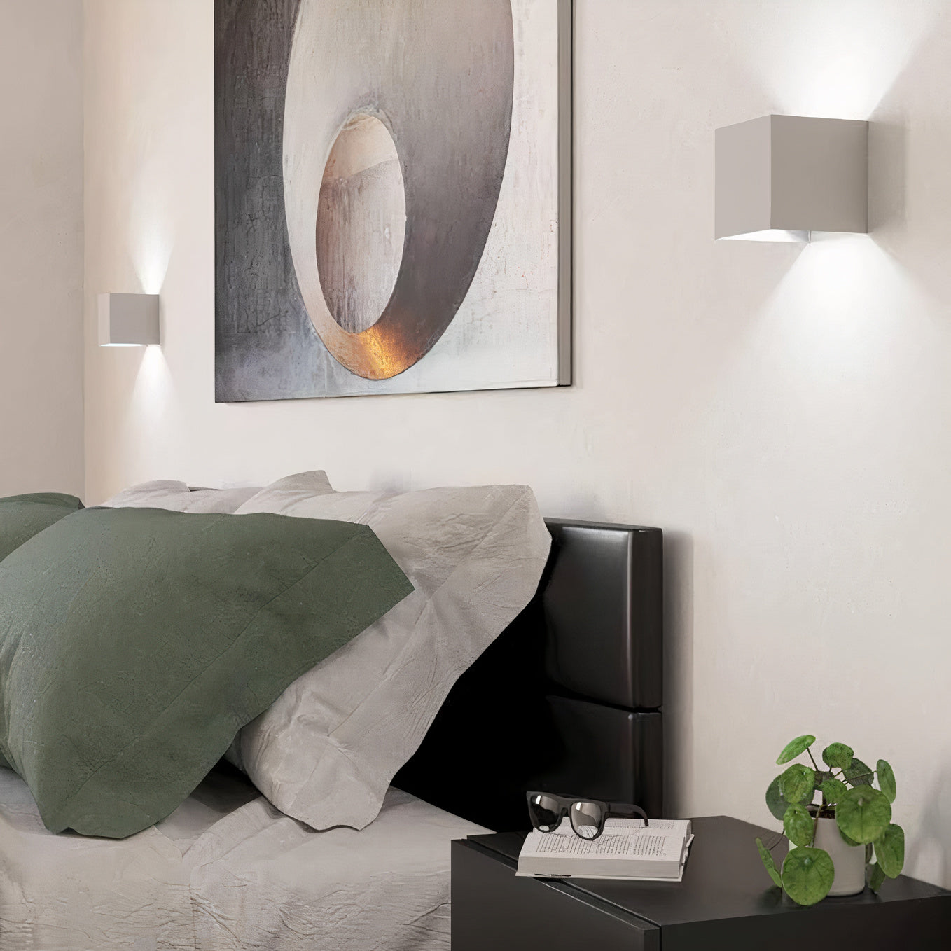 Wireless Motion Sensor Wall Sconce | Aluminum, Rechargeable