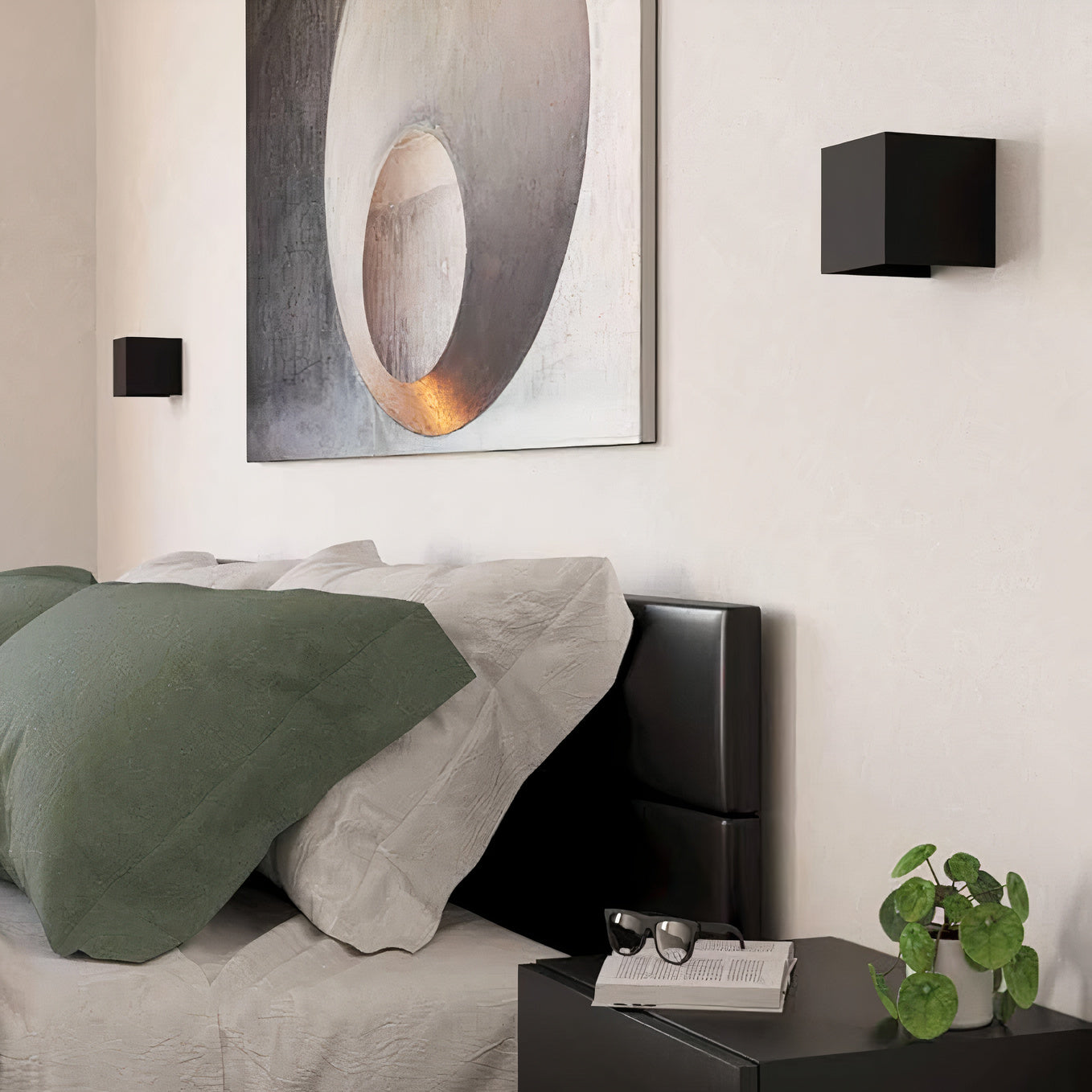 Wireless Motion Sensor Wall Sconce | Aluminum, Rechargeable