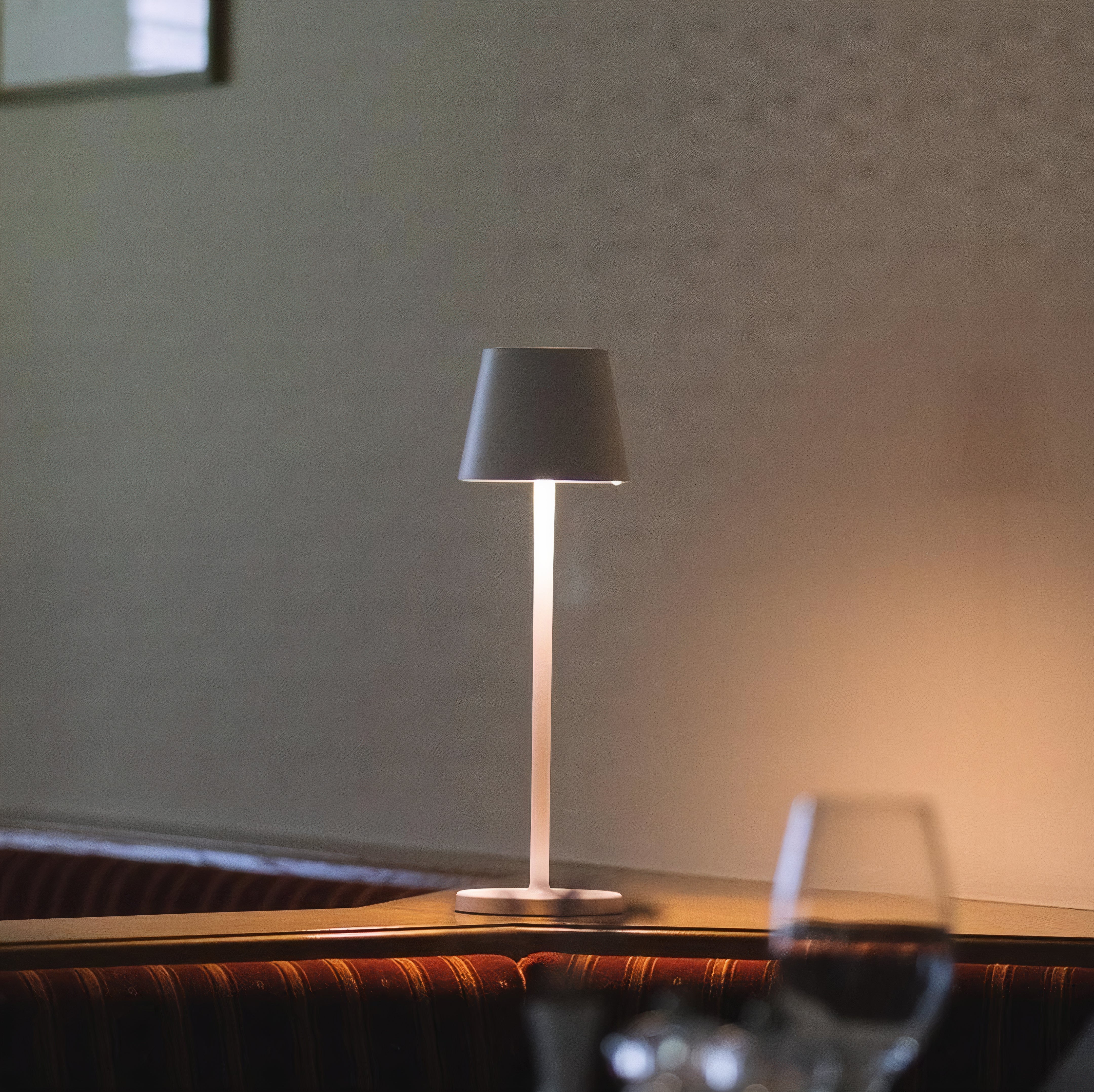 Wireless LED Metal Table Lamp | Dimmable, IP54, Rechargeable