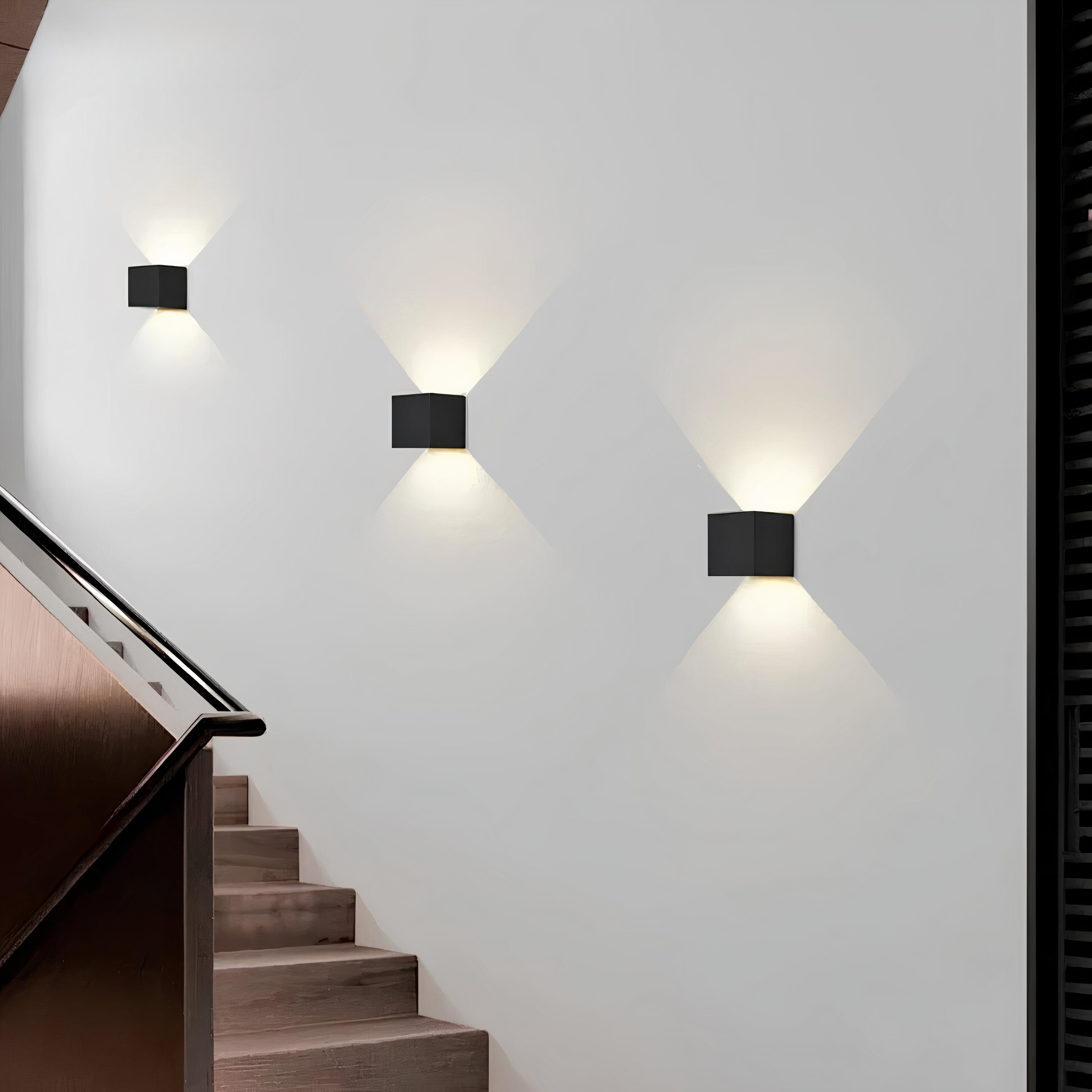 Wireless Motion Sensor Wall Sconce | Aluminum, Rechargeable