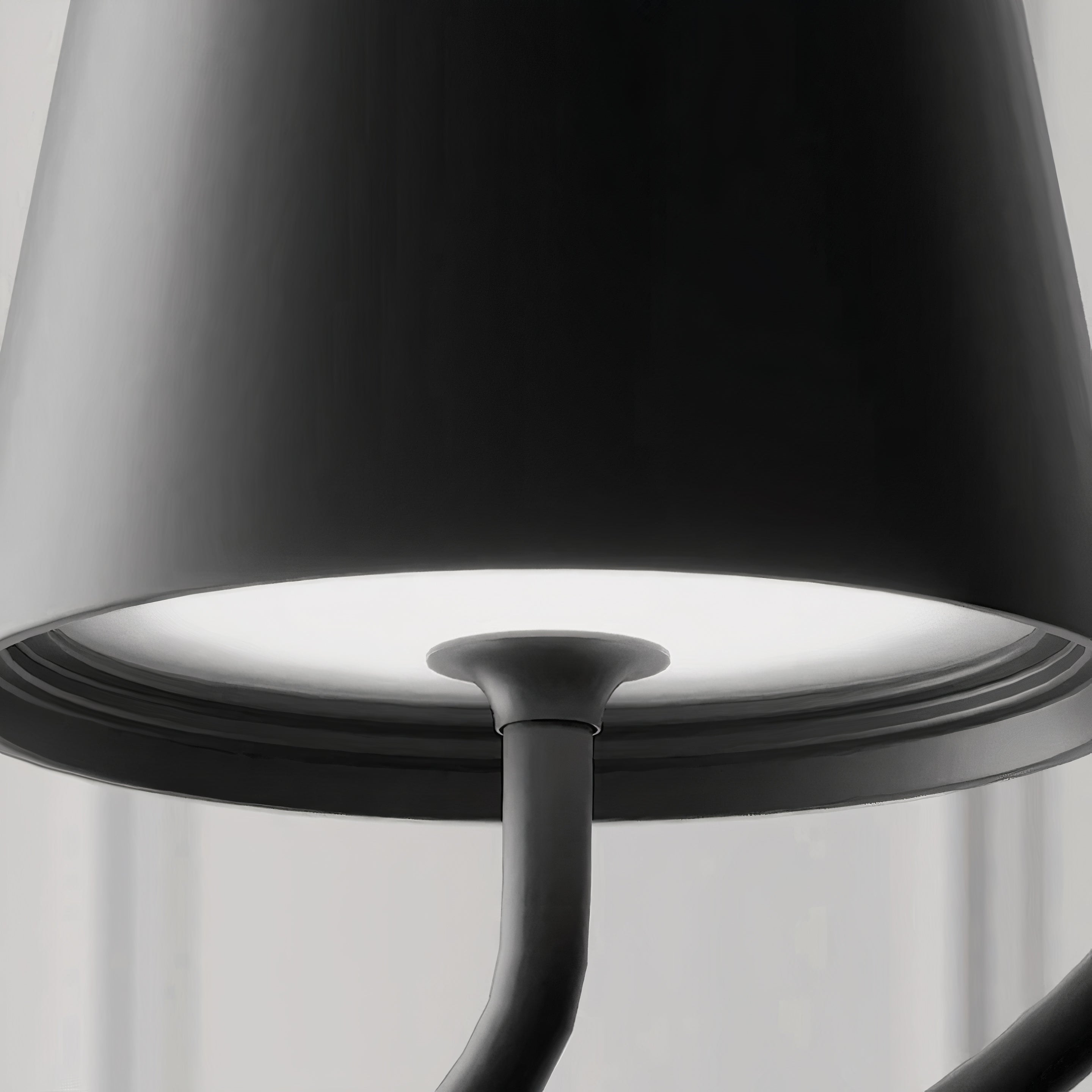 Wireless Pendant Lamp | Rechargeable, Dimmable, IP54 Rated