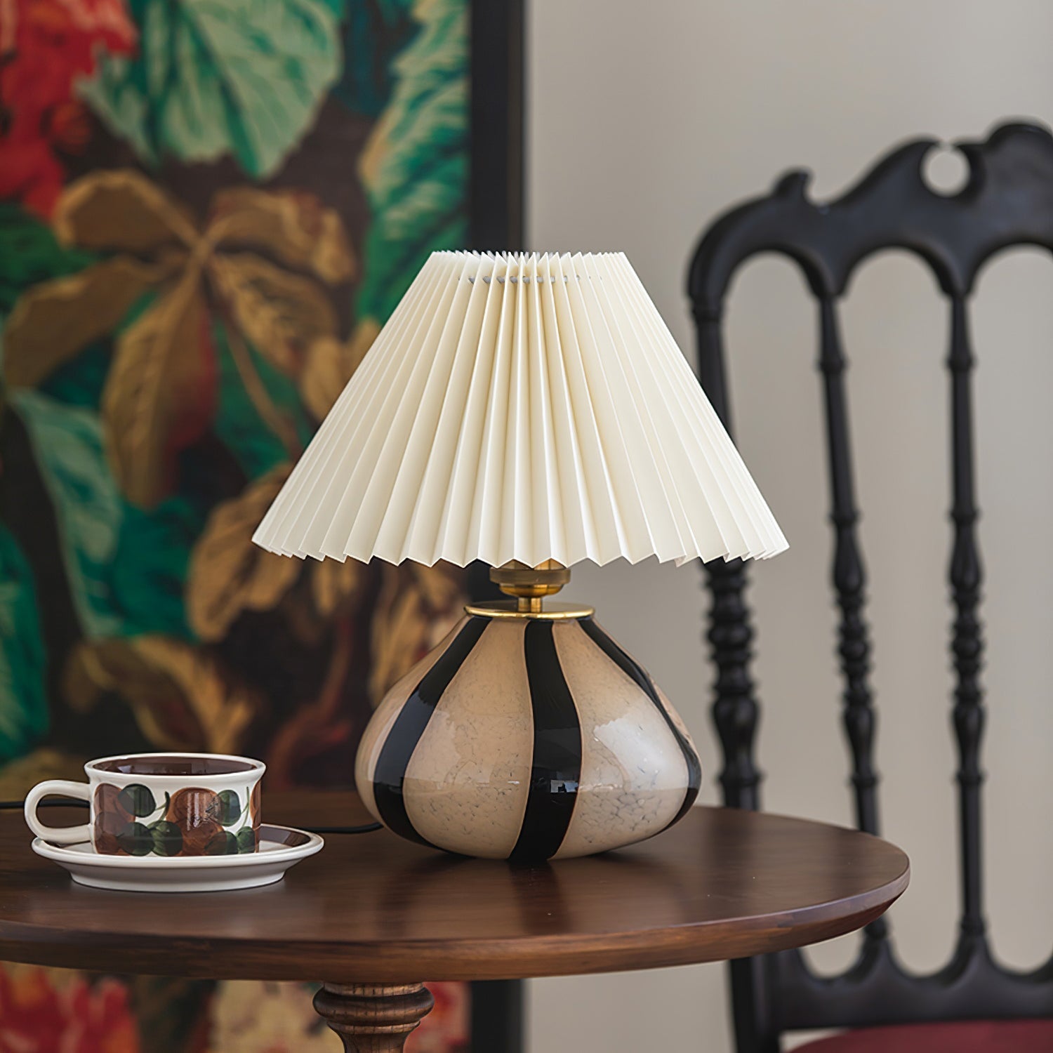 Pleated Fabric Table Lamp with Glass Base | Soft Structured Light, E27