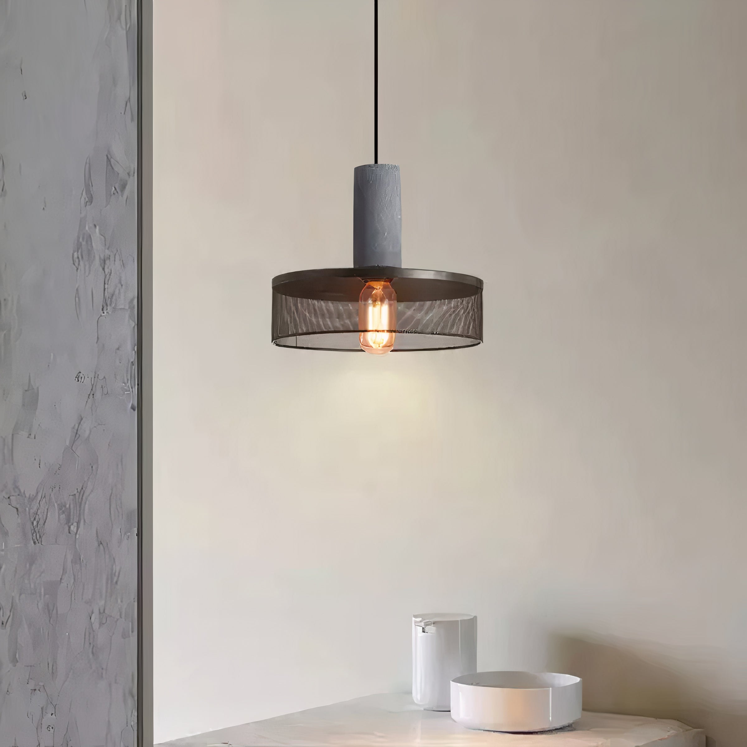 Concrete and Wire Cage Pendant Light | Industrial Mesh Design, E27